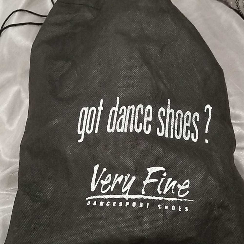 Dance Shoes - image 4